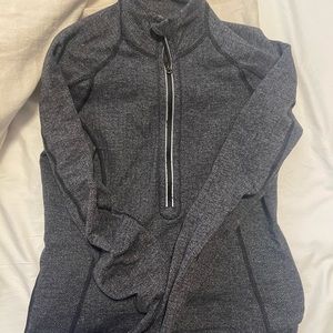 Lululemon Quarter zip grey knit
